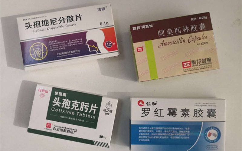 在激烈的市场竞争中，如何提升药品零售企业的竞争力？让我们通过几个具体案例来探讨这一问题。